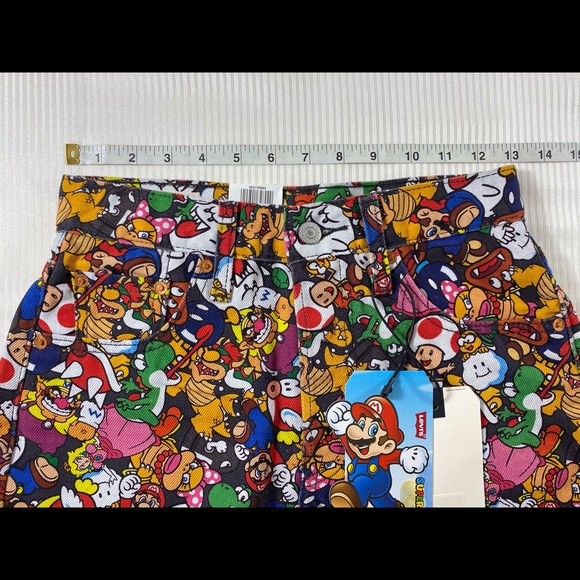 Levi’s x Super Mario 501 High Rise Jean Shorts - Picture 6 of 12